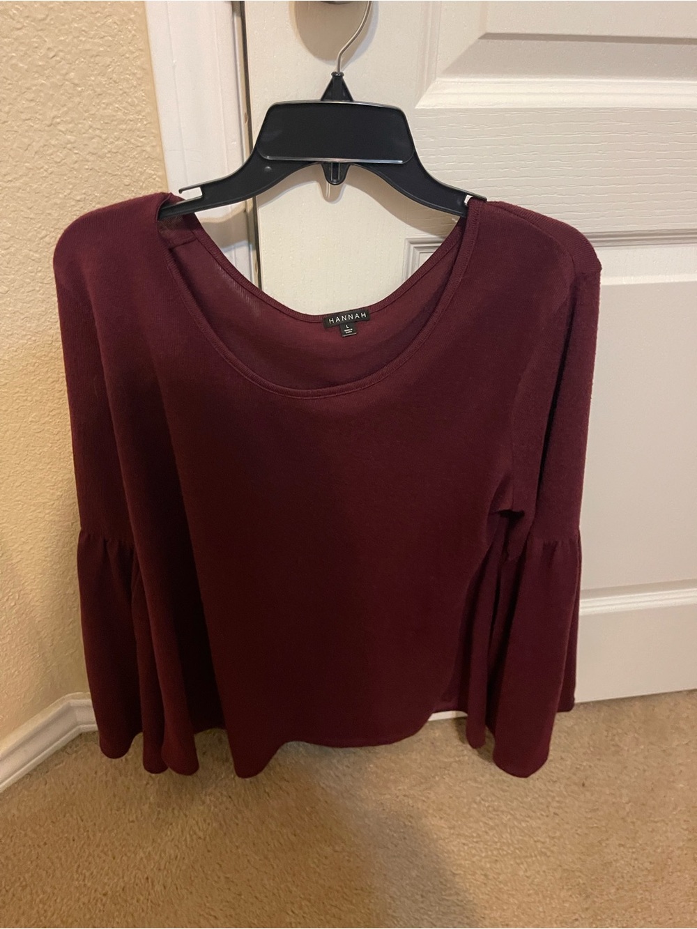 Hannah Women's Wine Bell Sleeve Sweatshirt